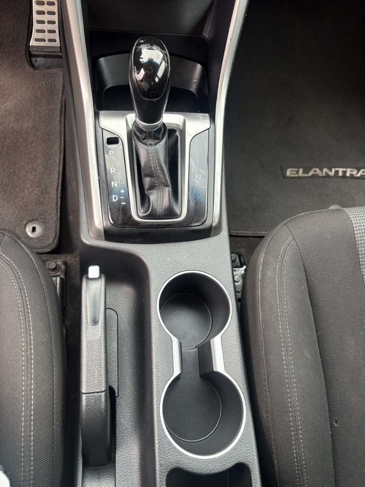 Hyundai Elantra GT 5dr HB Auto 2016
