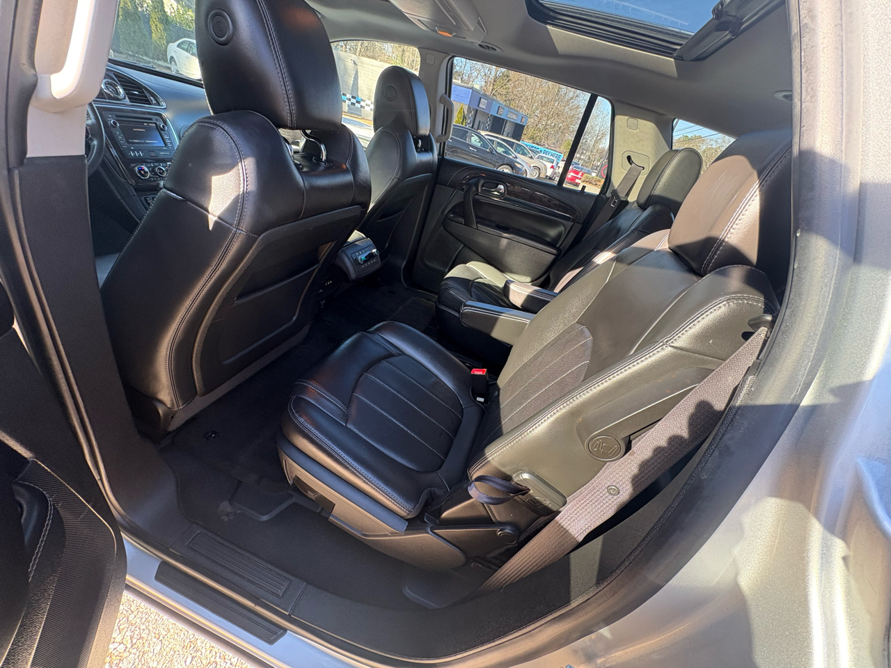 Buick Enclave FWD 4dr Leather 2015