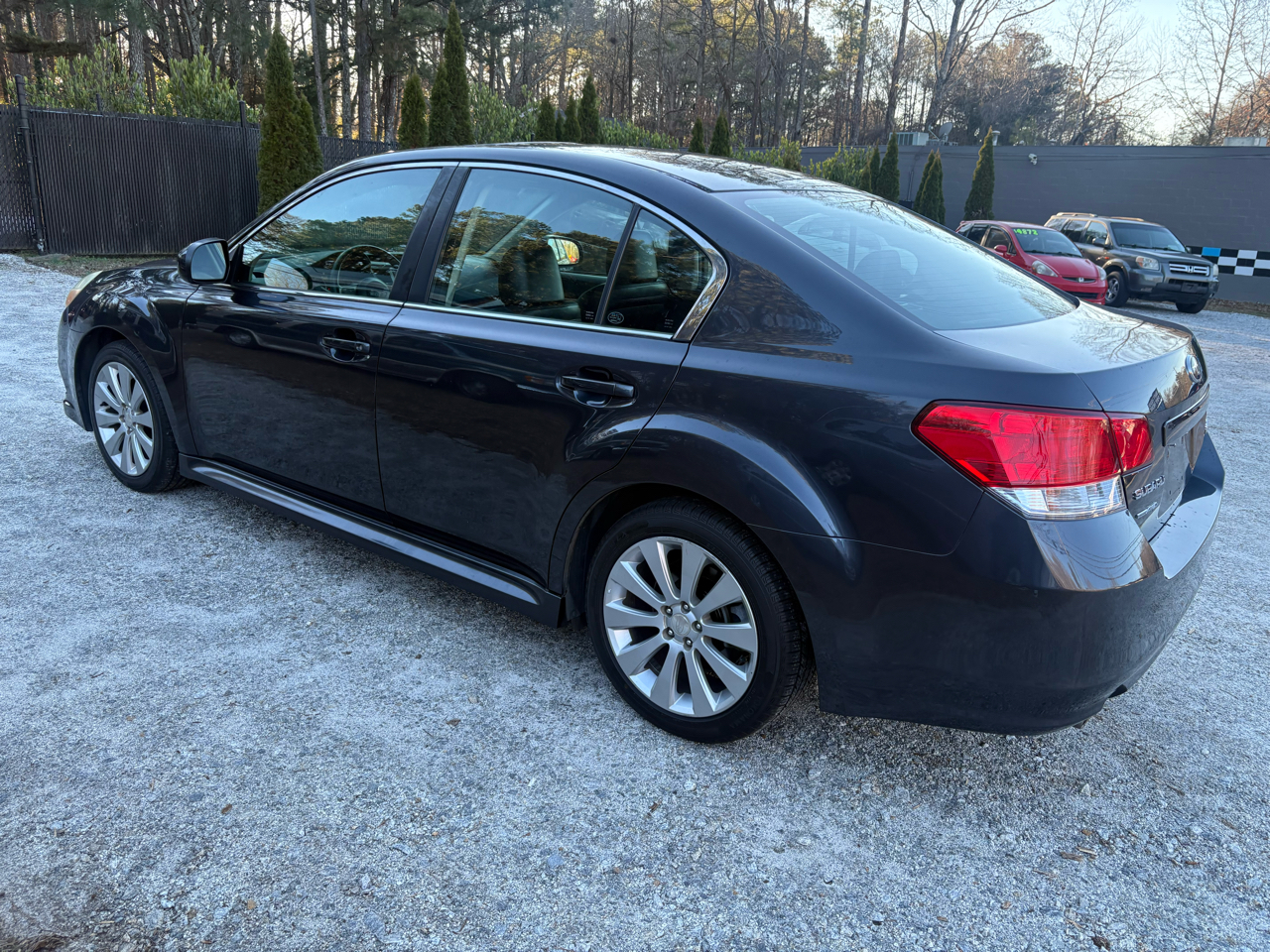 Subaru Legacy 4dr Sdn H4 Auto 2.5i Limited Moon/Nav 2010