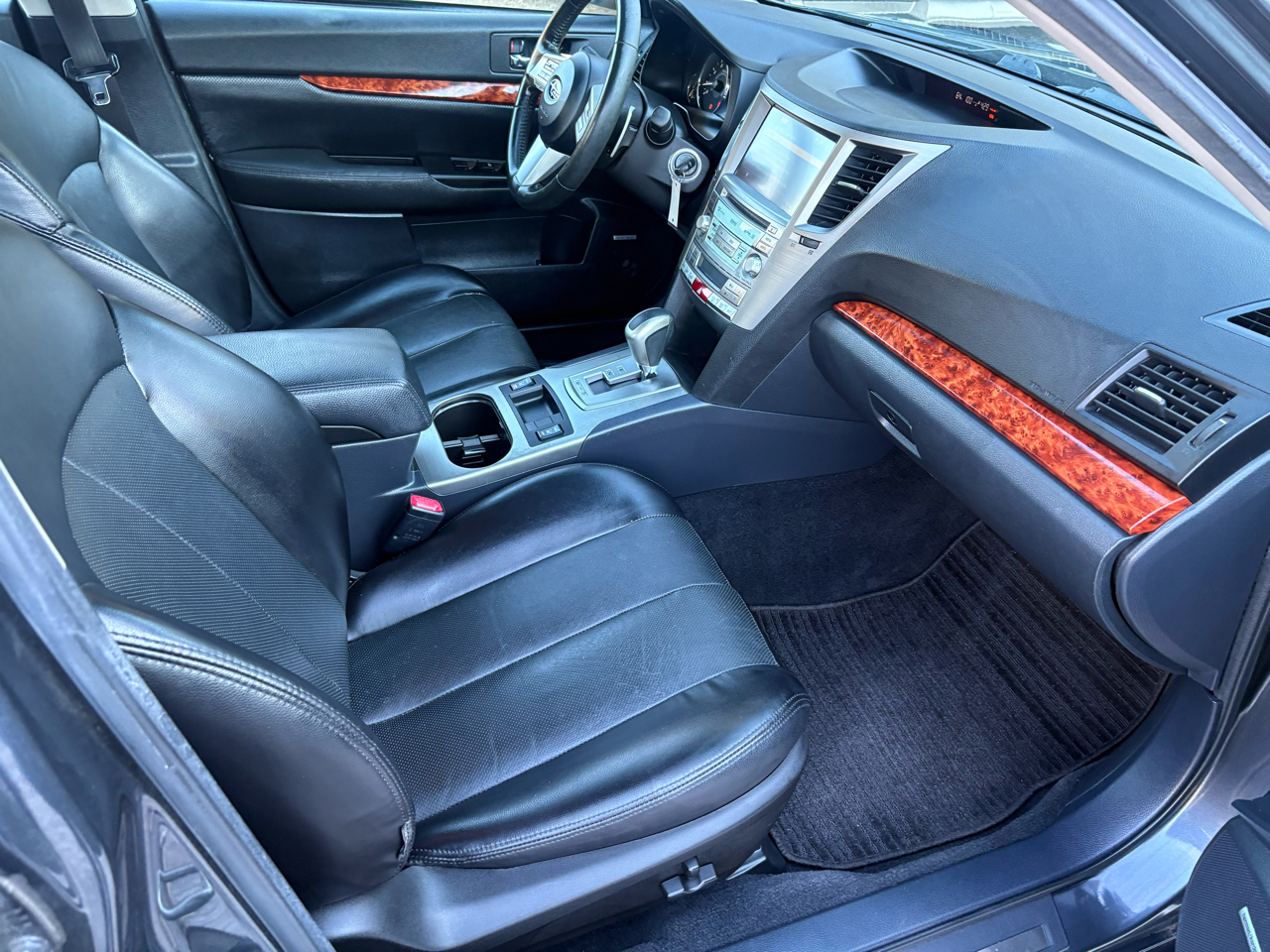 Subaru Legacy 4dr Sdn H4 Auto 2.5i Limited Moon/Nav 2010