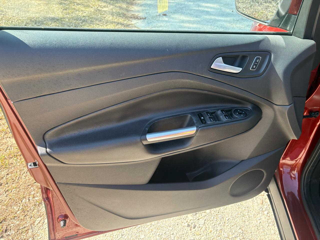 Ford Escape FWD 4dr SE 2014