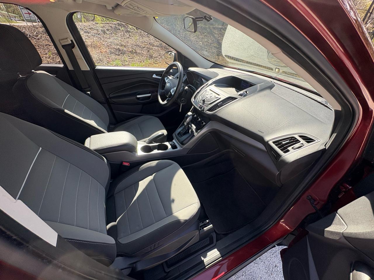 Ford Escape FWD 4dr SE 2014