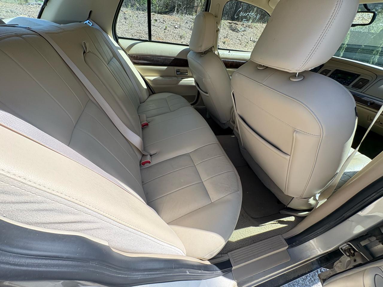 Mercury Grand Marquis 4dr Sdn LS 2009