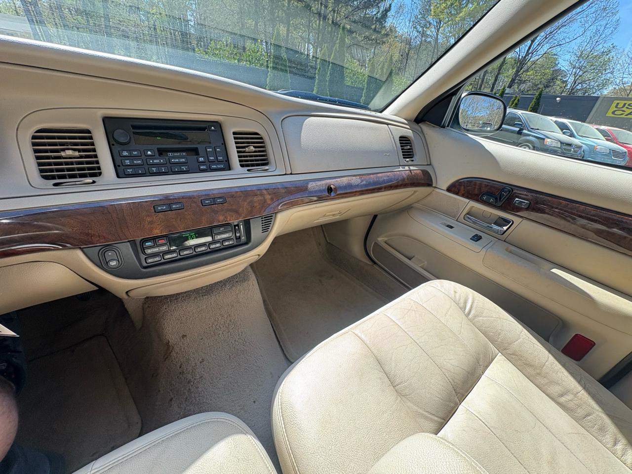 Mercury Grand Marquis 4dr Sdn LS 2009