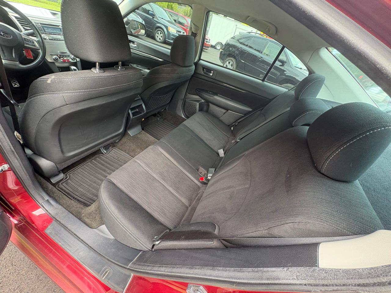 Subaru Legacy 4dr Sdn H4 Auto 2.5i Sport 2013