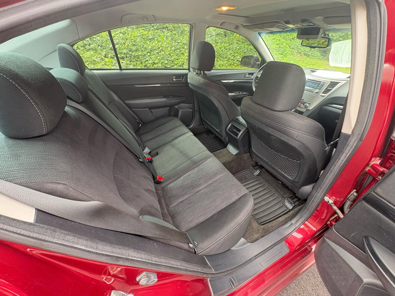 Subaru Legacy 4dr Sdn H4 Auto 2.5i Sport 2013