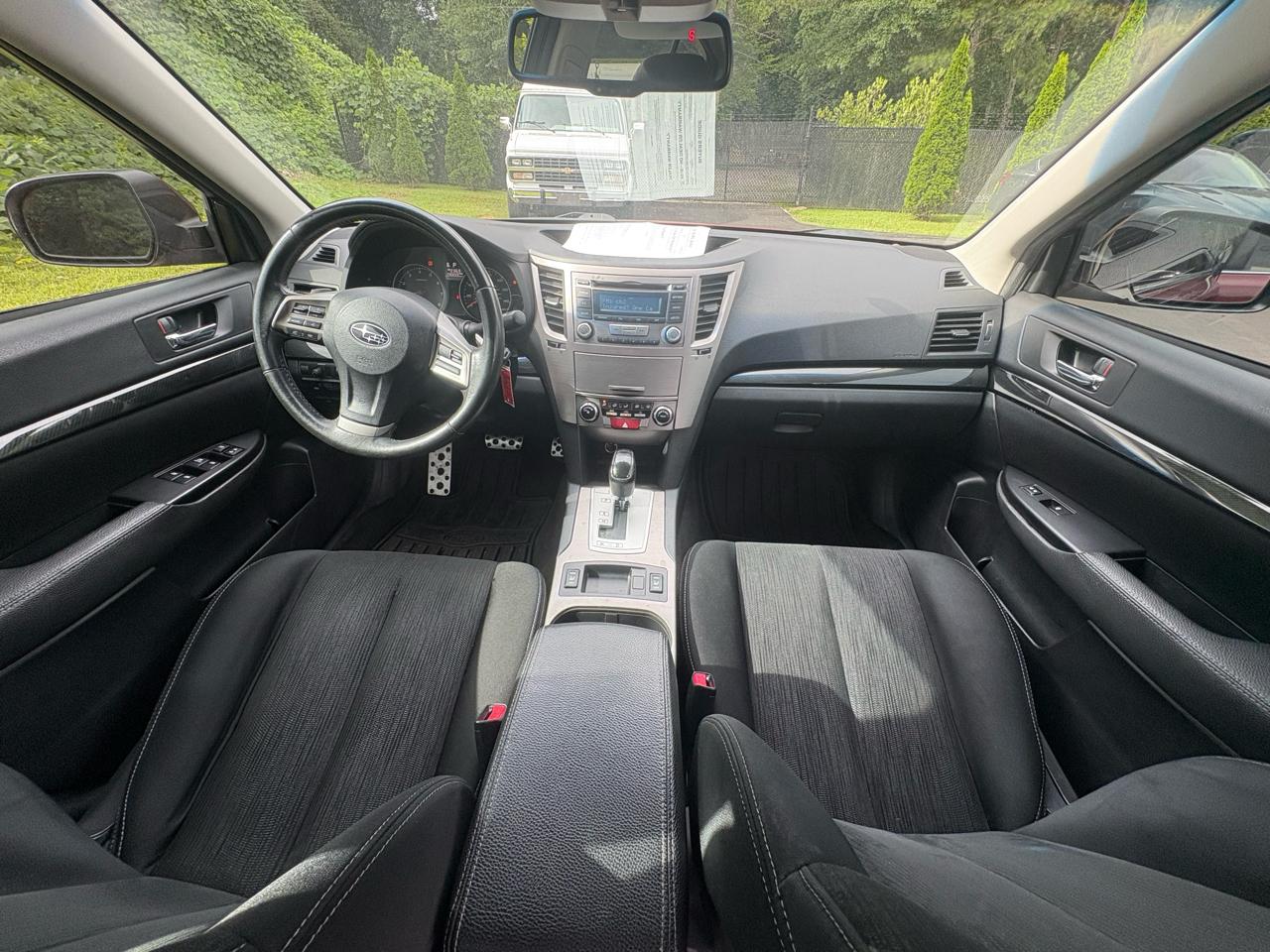 Subaru Legacy 4dr Sdn H4 Auto 2.5i Sport 2013