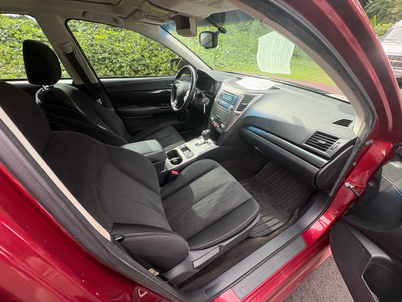 Subaru Legacy 4dr Sdn H4 Auto 2.5i Sport 2013