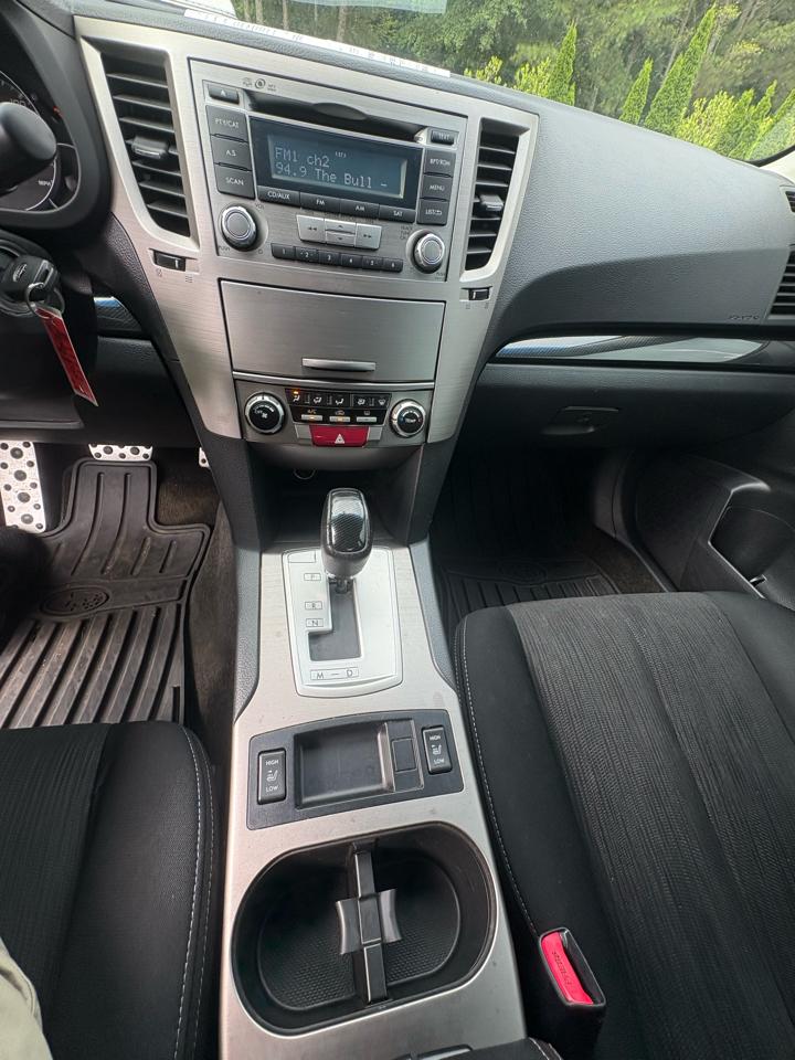 Subaru Legacy 4dr Sdn H4 Auto 2.5i Sport 2013