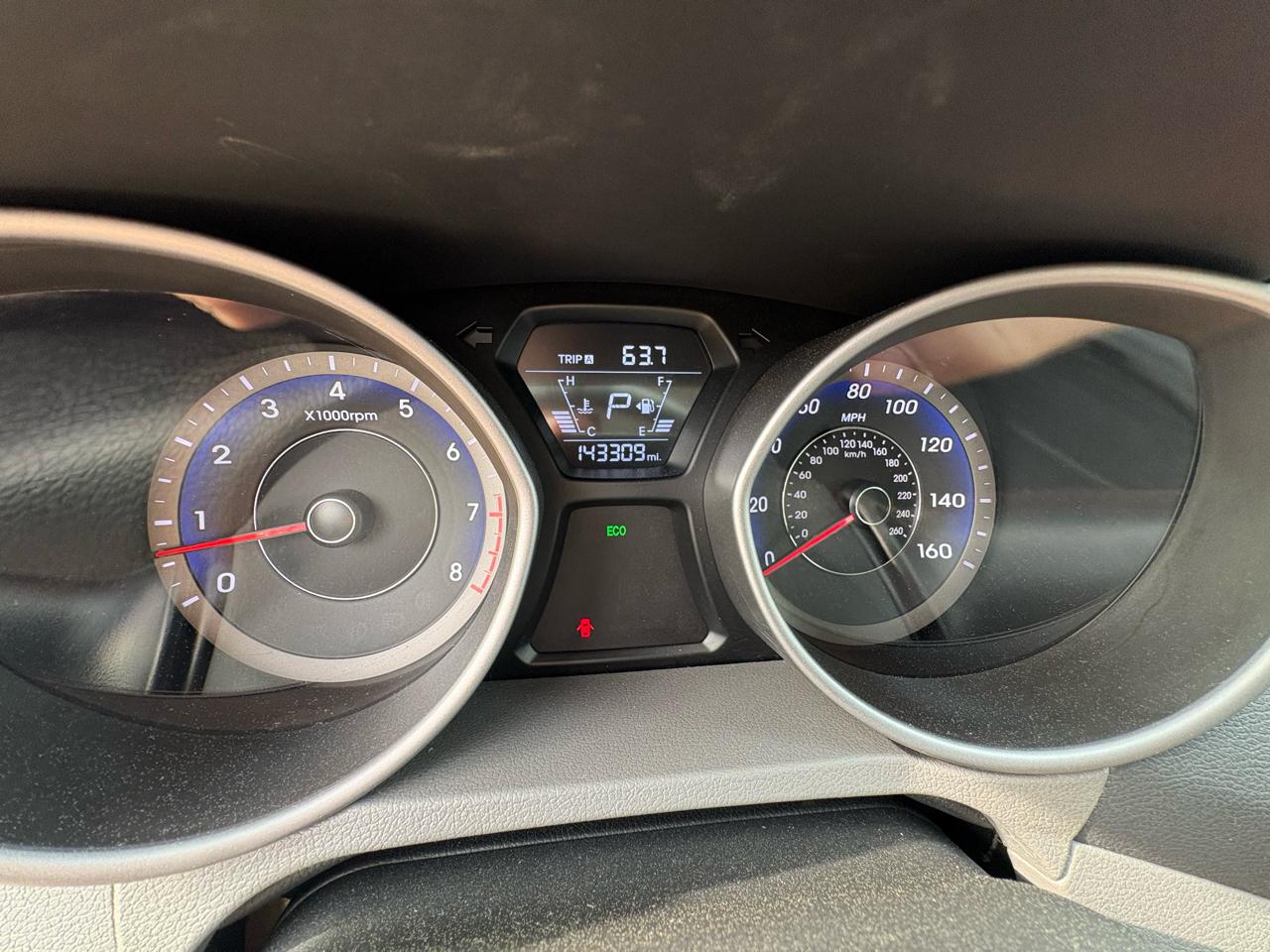 Hyundai Elantra 4dr Sdn Auto SE 2015