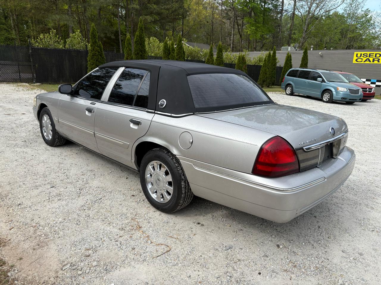 Mercury Grand Marquis 4dr Sdn LS Premium 2006