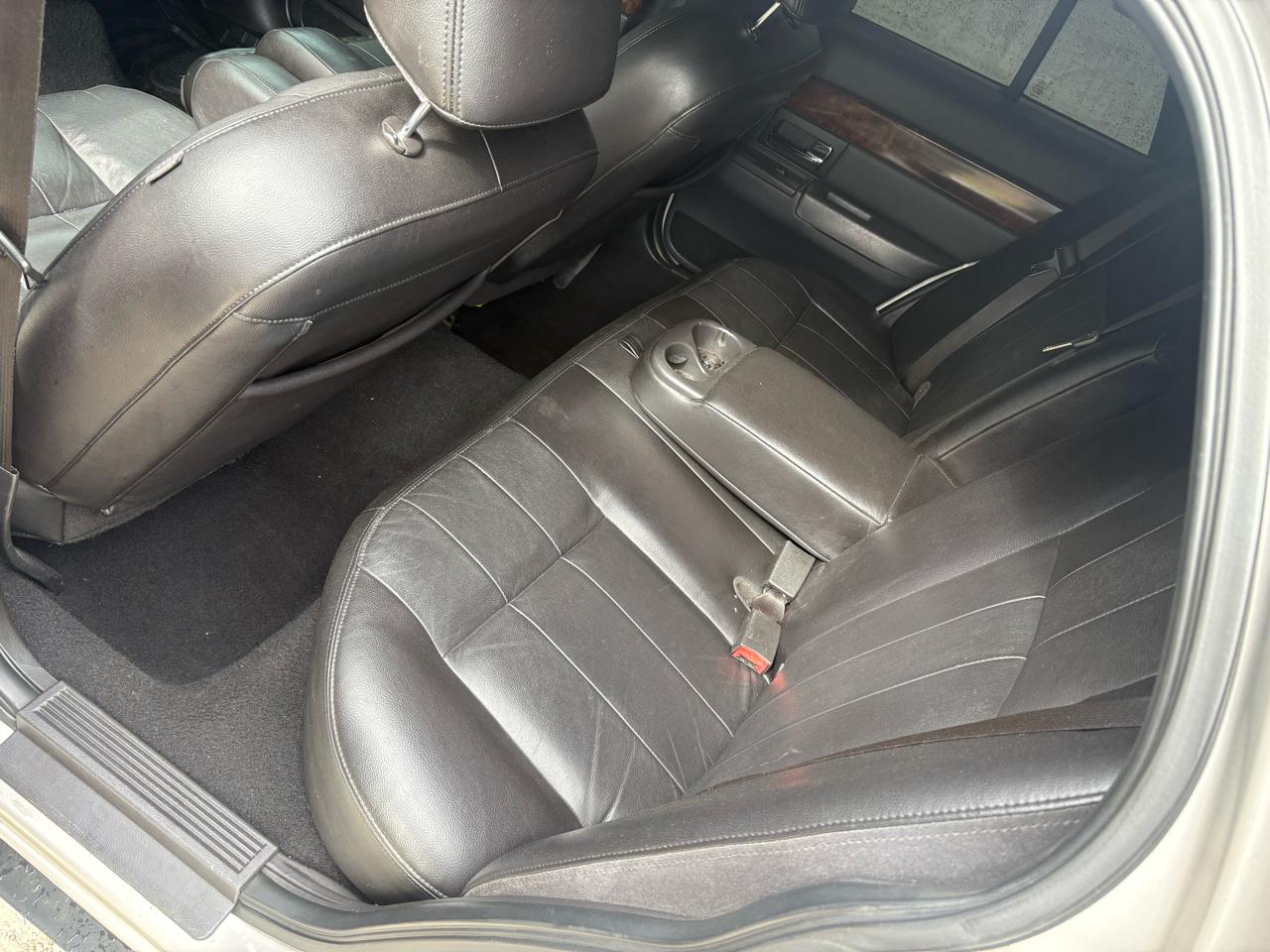 Mercury Grand Marquis 4dr Sdn LS Premium 2006