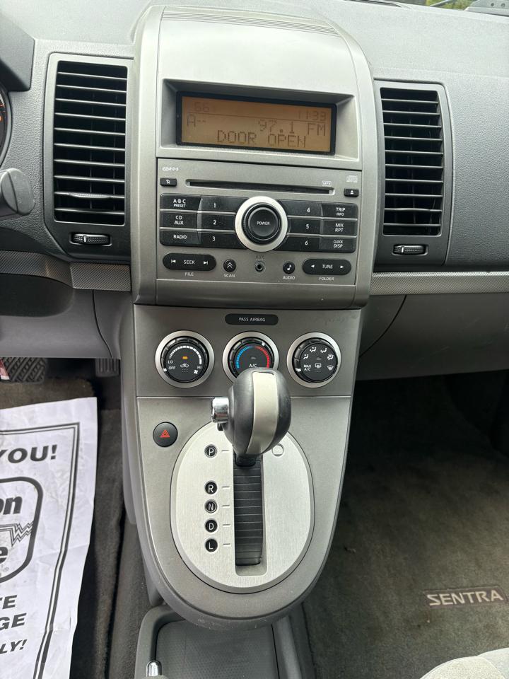 Nissan Sentra 4dr Sdn I4 CVT 2.0 SR FE+ 2009