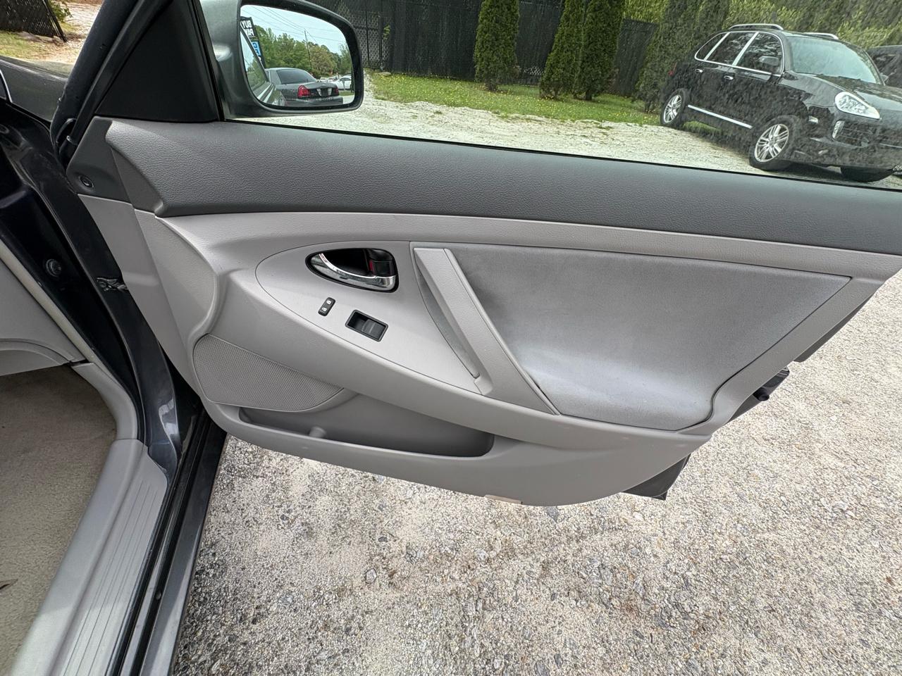 Toyota Camry 4dr Sdn V6 Auto XLE (Natl) 2007