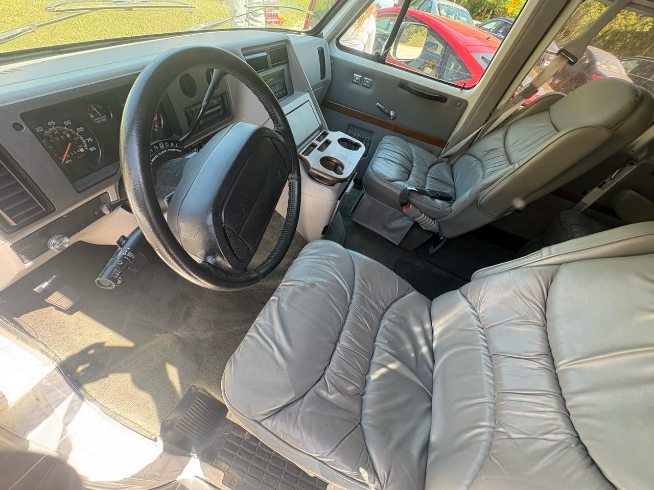 Chevrolet Chevy Van G20 110" WB 1995