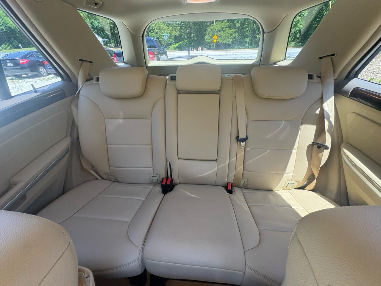 Mercedes-Benz M-Class RWD 4dr ML 350 2011