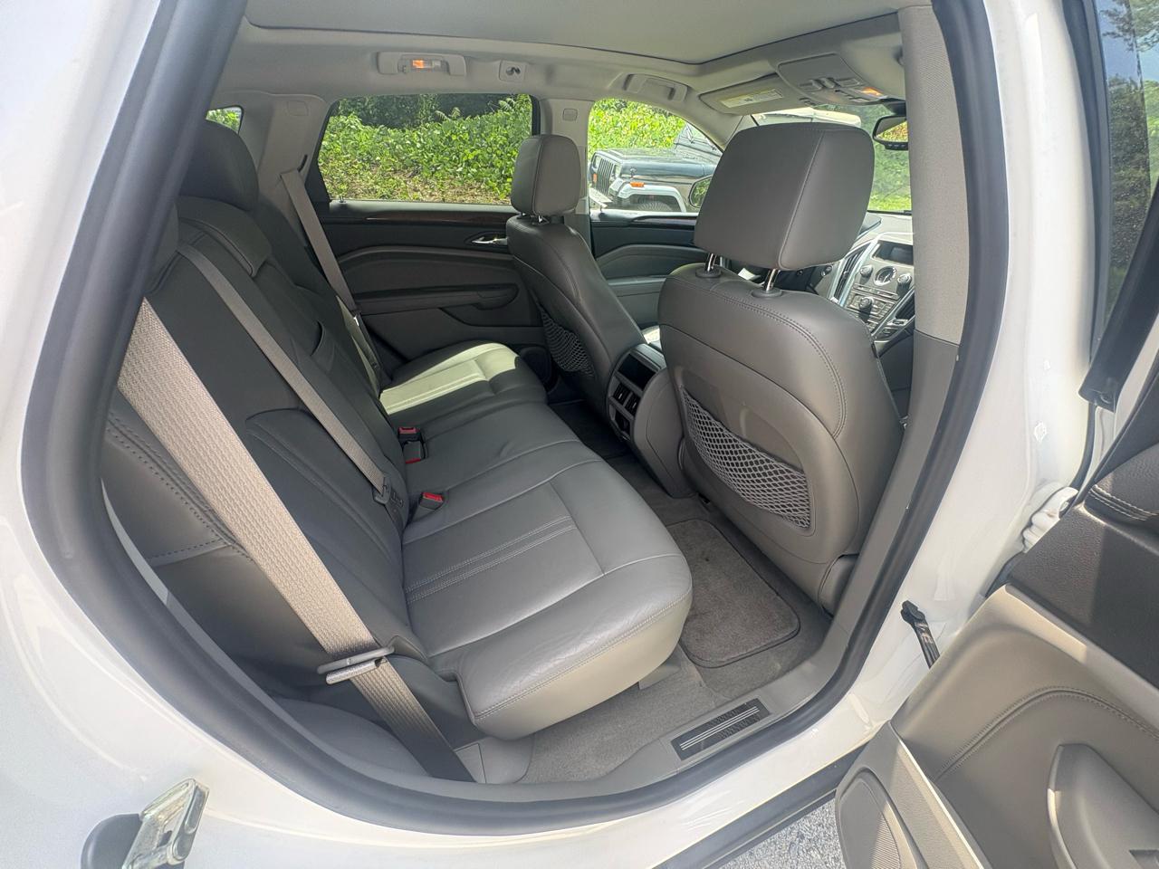 Cadillac SRX FWD 4dr Luxury Collection 2010