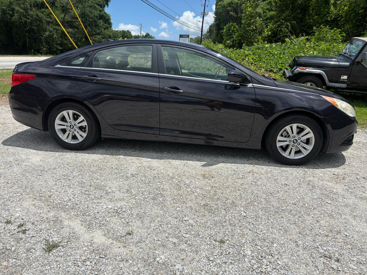 Hyundai Sonata 4dr Sdn 2.4L Auto GLS 2011