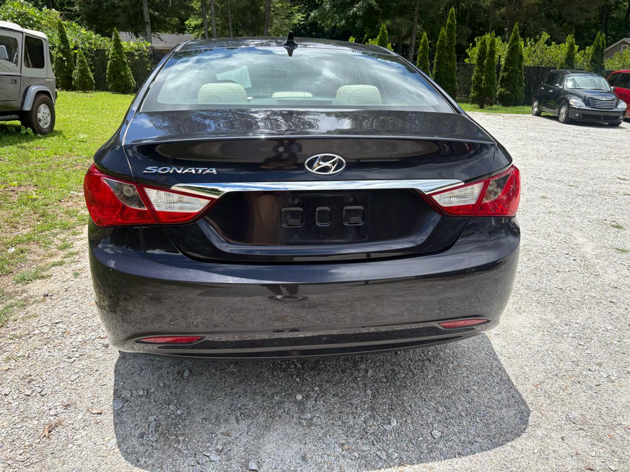 Hyundai Sonata 4dr Sdn 2.4L Auto GLS 2011
