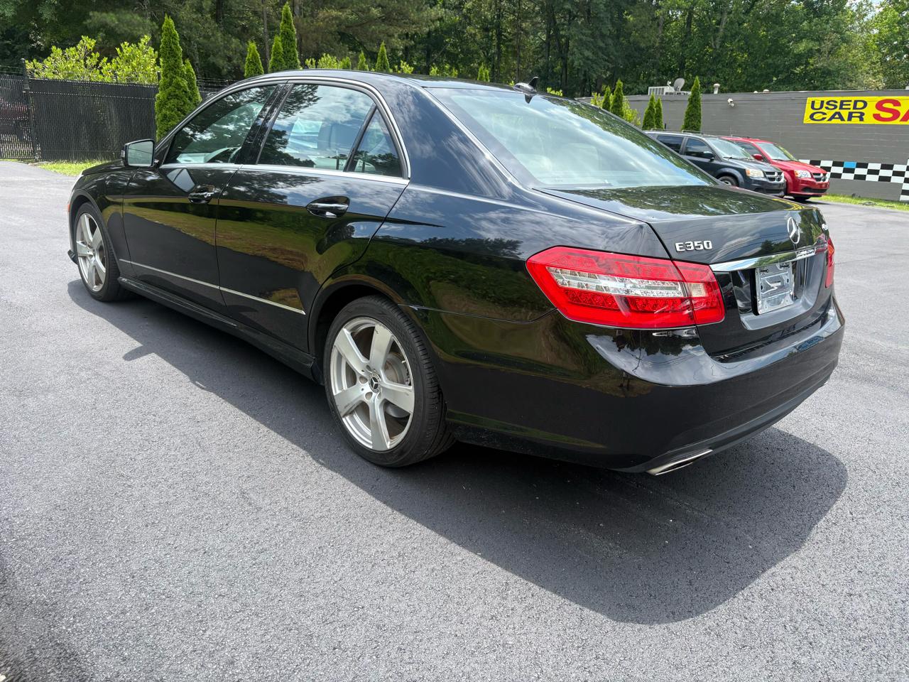 Mercedes-Benz E-Class 4dr Sdn E 350 Luxury 4MATIC 2010