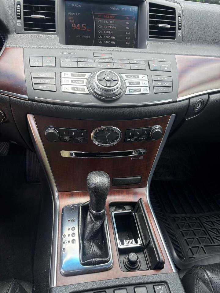 Infiniti M35 4dr Sdn AWD 2010