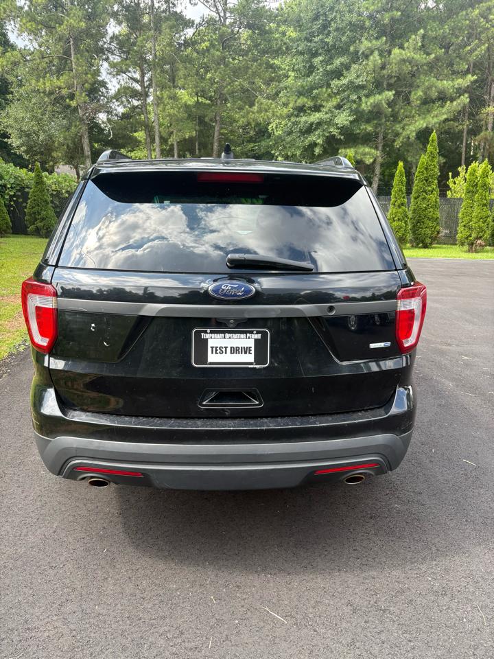 Ford Explorer Base FWD 2017
