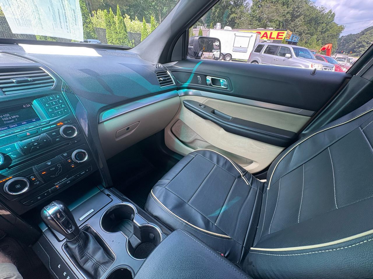 Ford Explorer Base FWD 2017