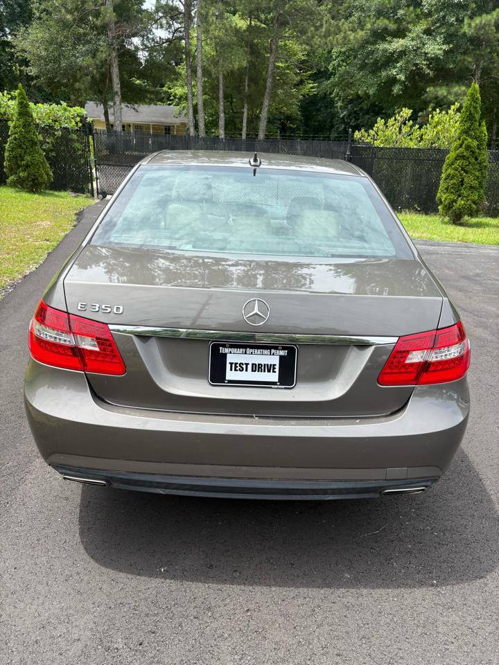Mercedes-Benz E-Class 4dr Sdn E 350 Luxury RWD 2010
