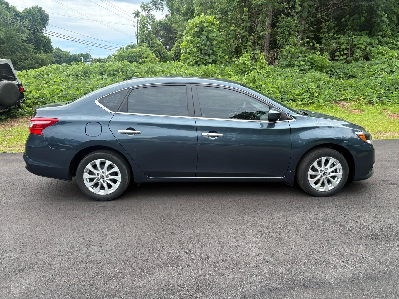 Nissan Sentra SV CVT 2017