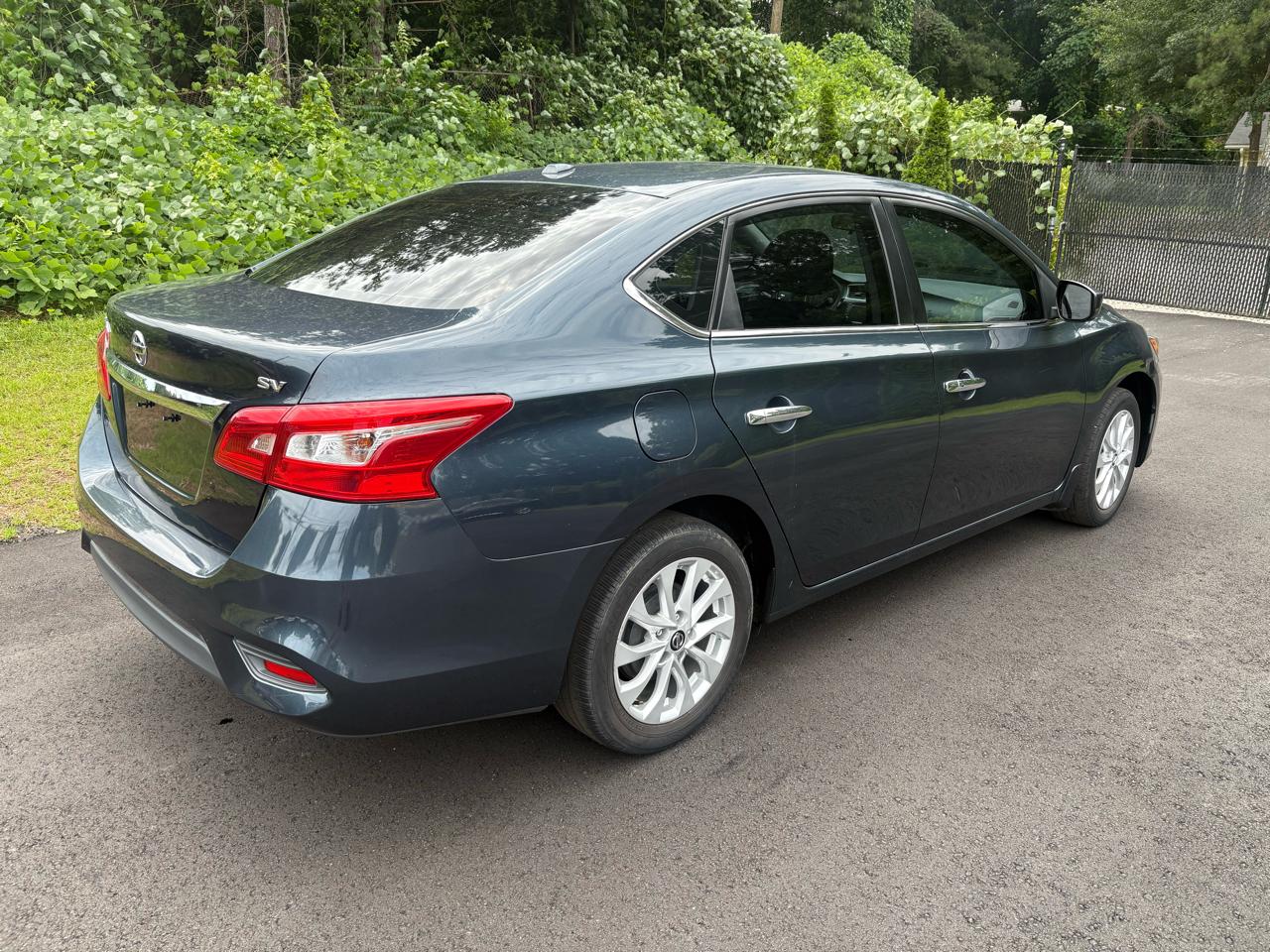 Nissan Sentra SV CVT 2017