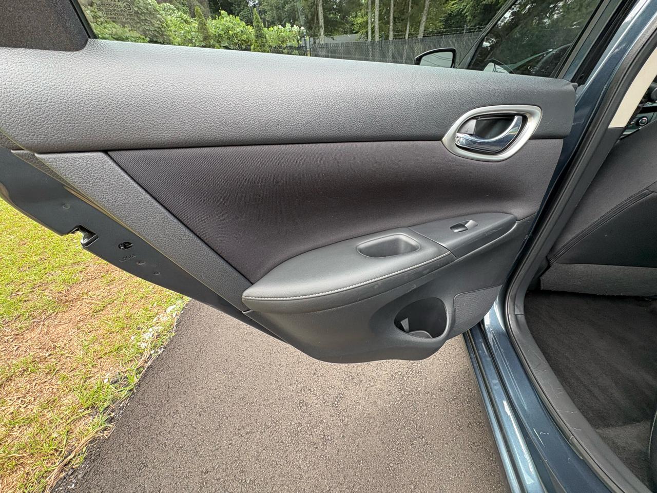 Nissan Sentra SV CVT 2017