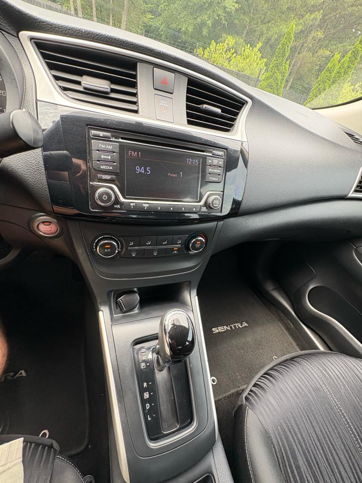Nissan Sentra SV CVT 2017
