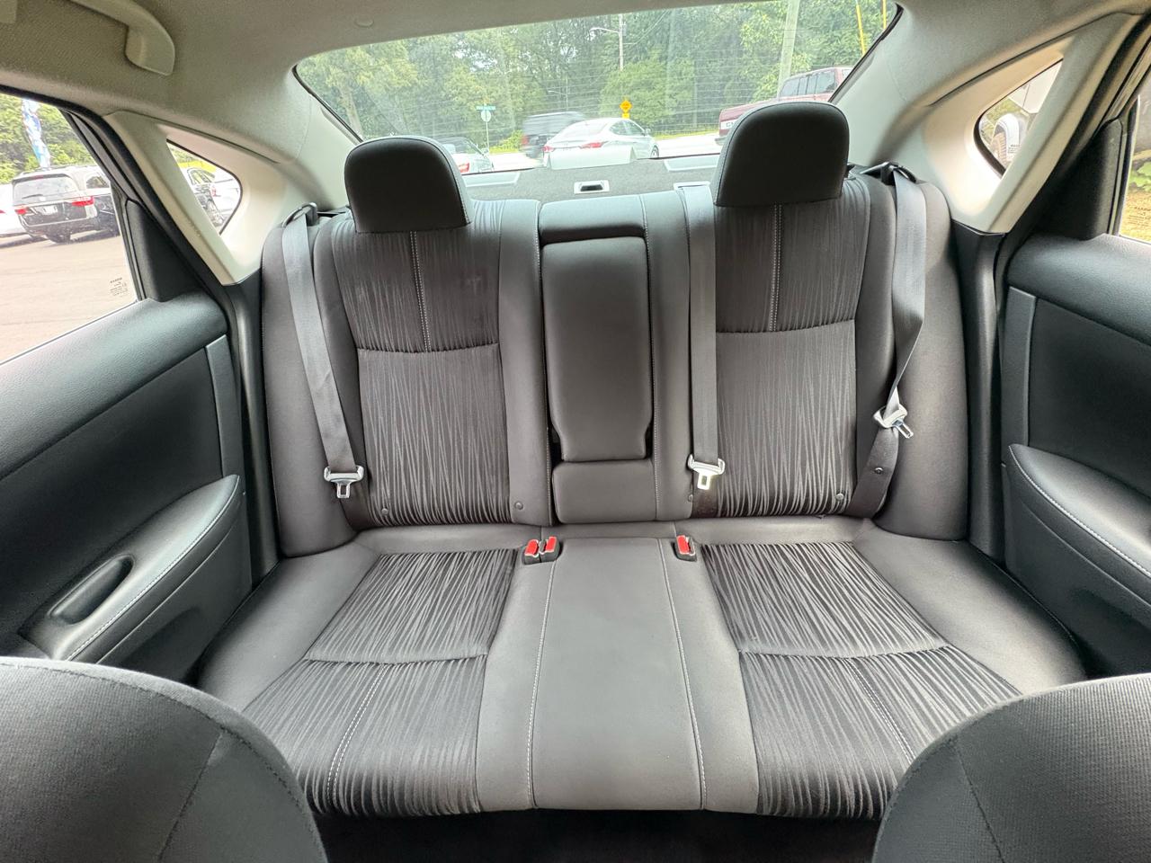 Nissan Sentra SV CVT 2017
