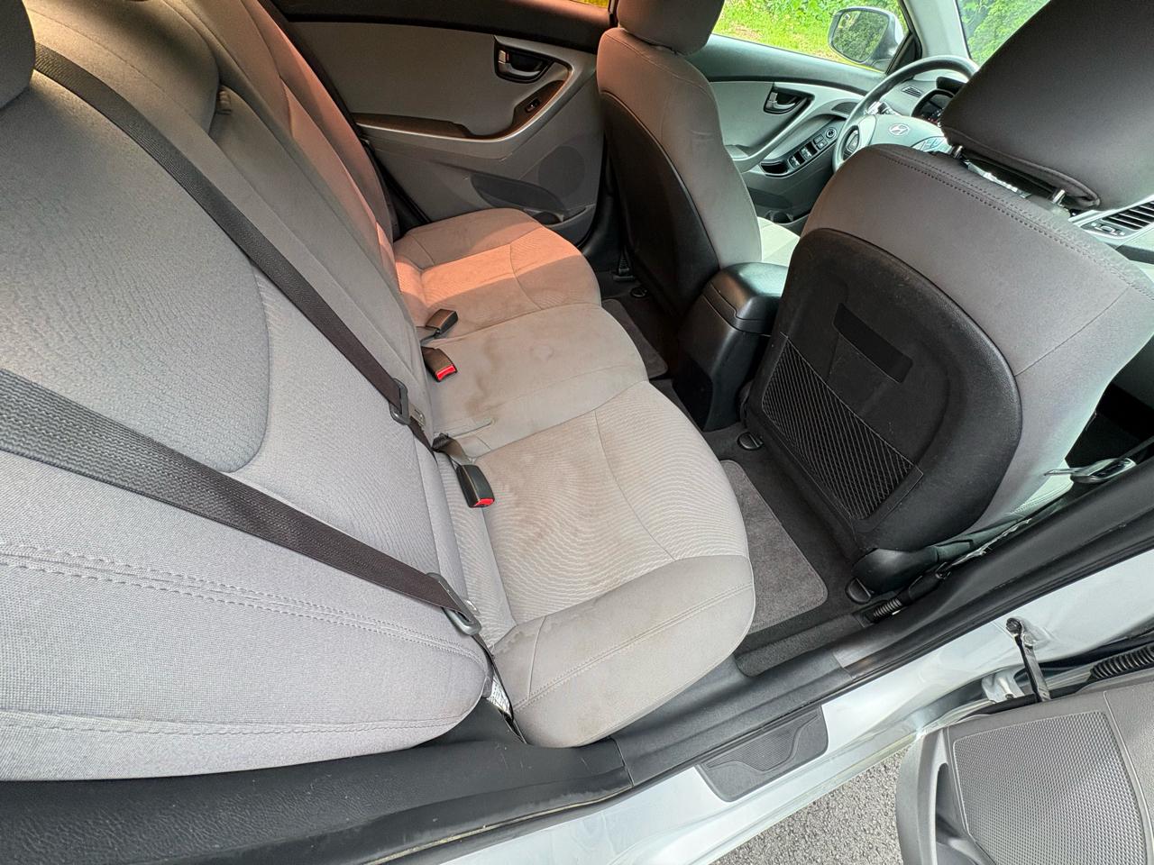 Hyundai Elantra 4dr Sdn Auto SE (Alabama Plant) 2014