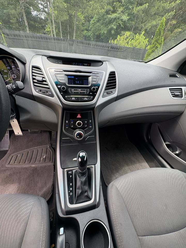 Hyundai Elantra 4dr Sdn Auto SE (Alabama Plant) 2014