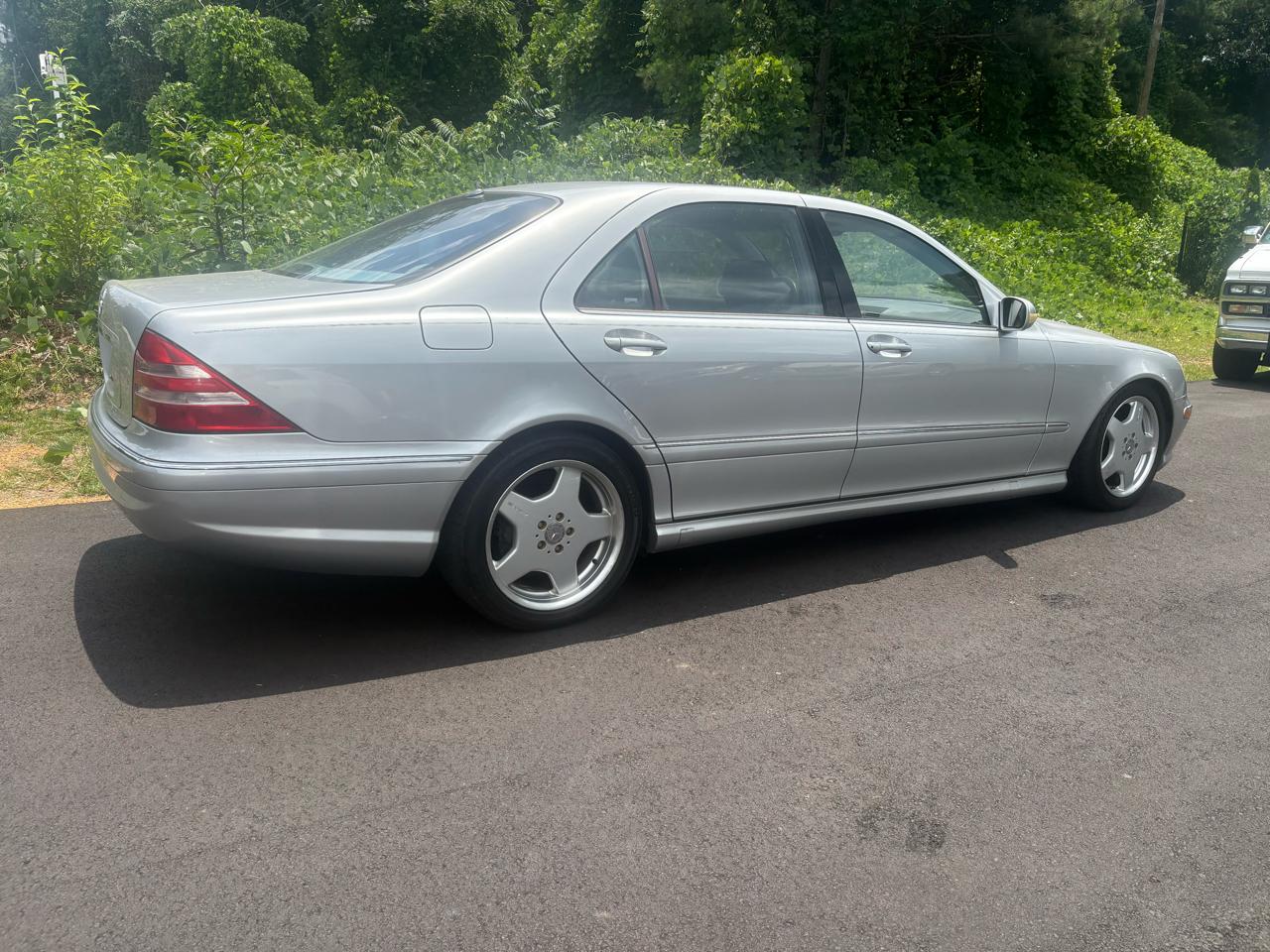 Mercedes-Benz S-Class 4dr Sdn 4.3L 2001