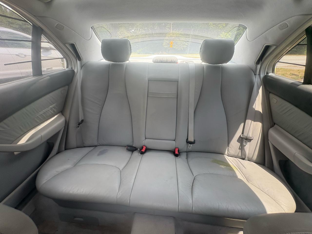 Mercedes-Benz S-Class 4dr Sdn 4.3L 2001