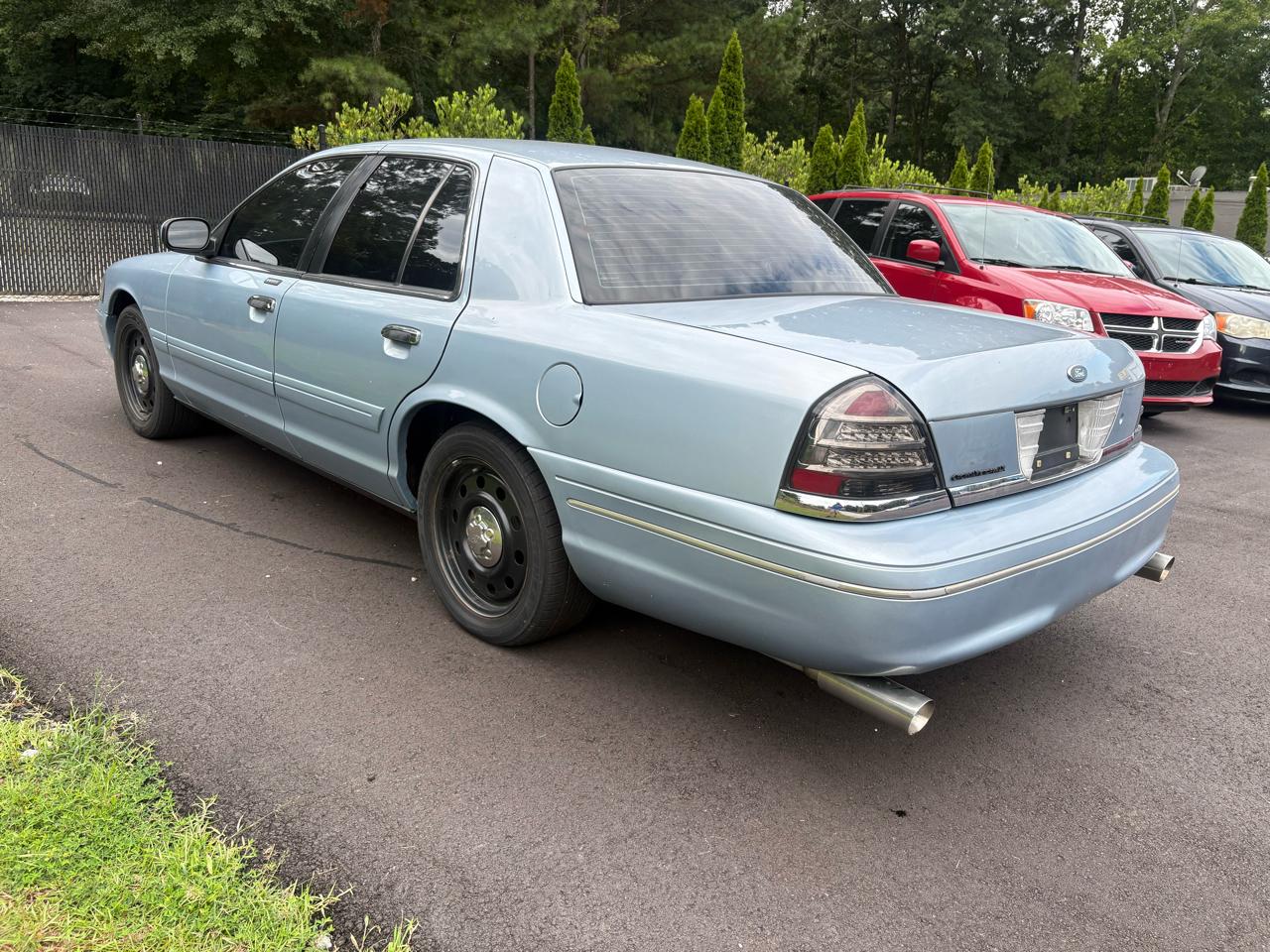 Ford Crown Victoria 4dr Sdn LX 1999