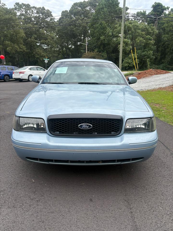 Ford Crown Victoria 4dr Sdn LX 1999