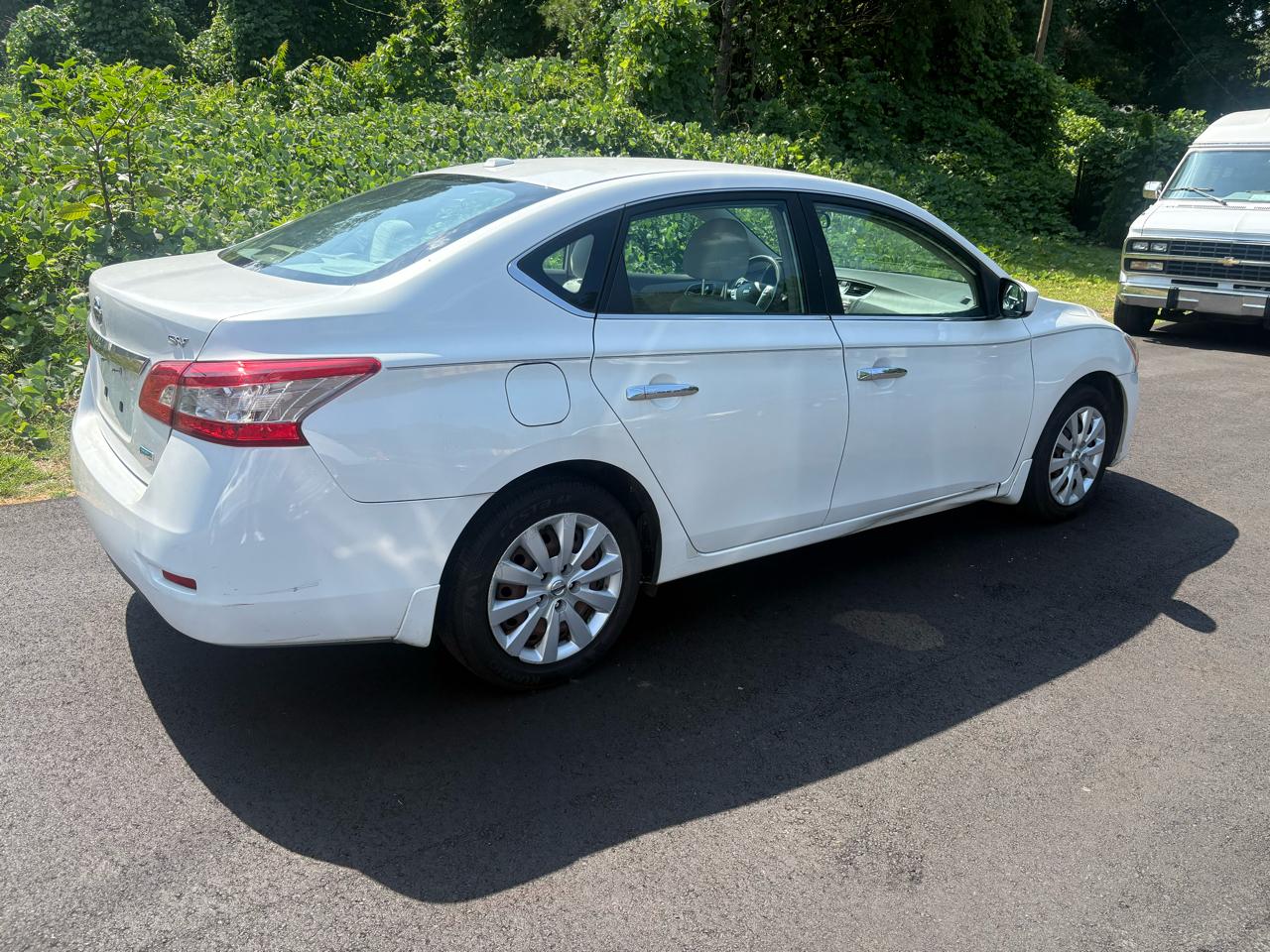 Nissan Sentra 4dr Sdn I4 CVT SV 2013