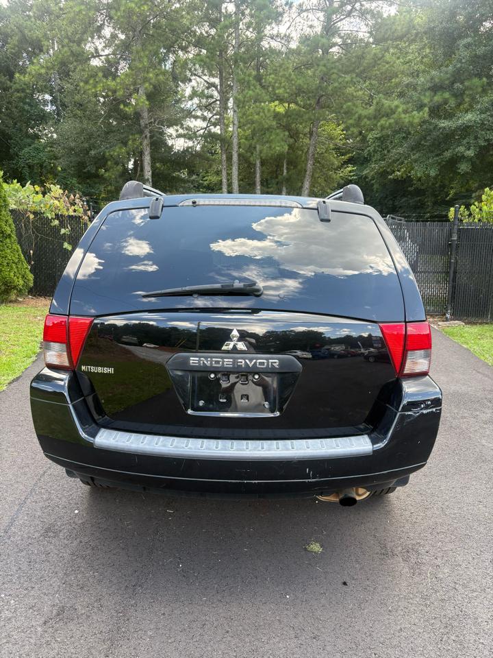 Mitsubishi Endeavor FWD 4dr LS 2008