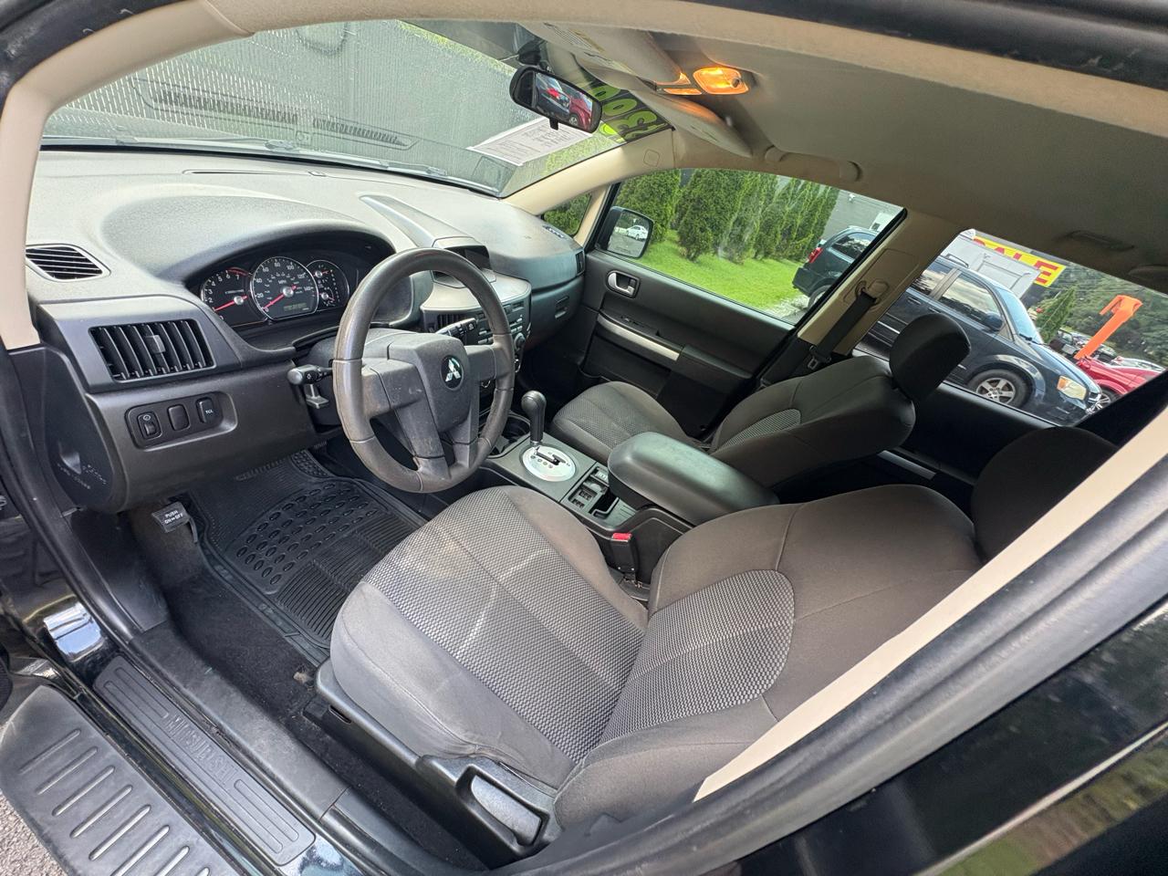 Mitsubishi Endeavor FWD 4dr LS 2008