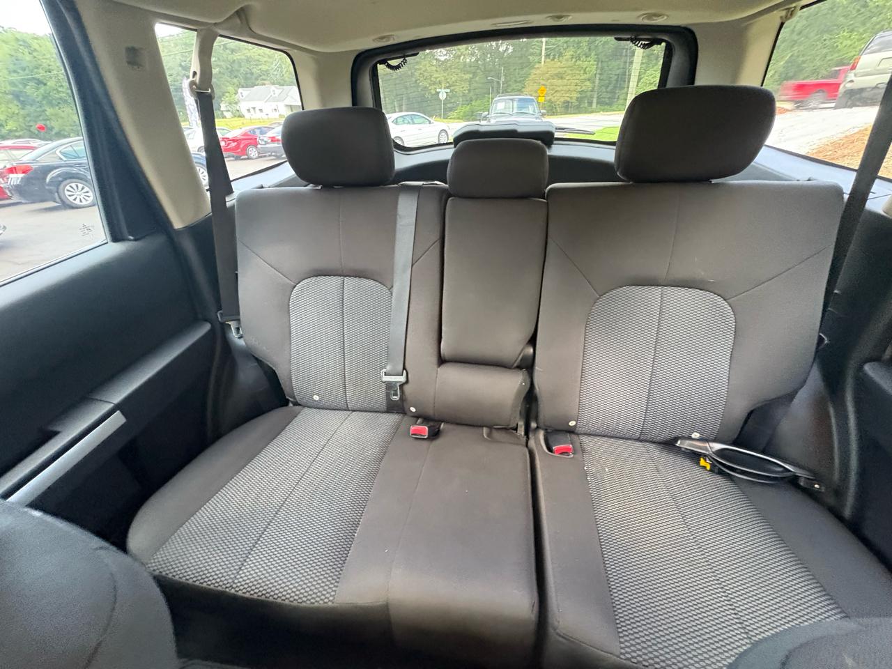 Mitsubishi Endeavor FWD 4dr LS 2008