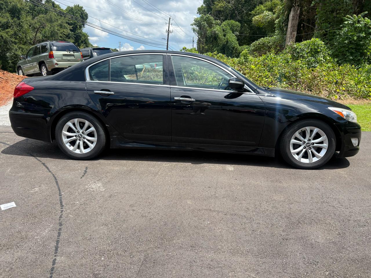 Hyundai Genesis 4dr Sdn V6 3.8L 2012