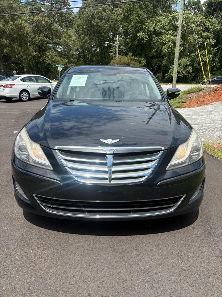 Hyundai Genesis 4dr Sdn V6 3.8L 2012