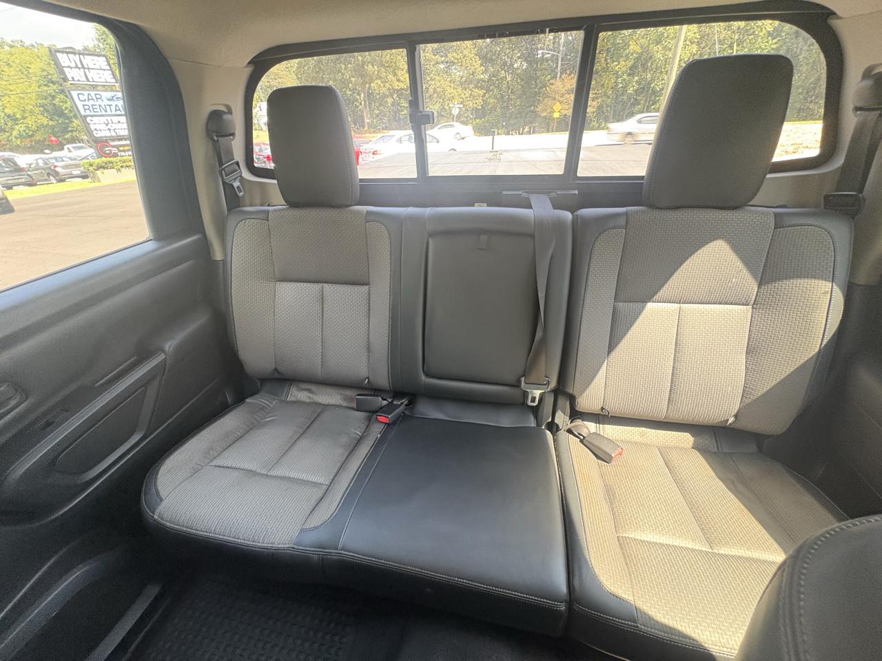 Nissan Titan 4x2 Crew Cab S 2017