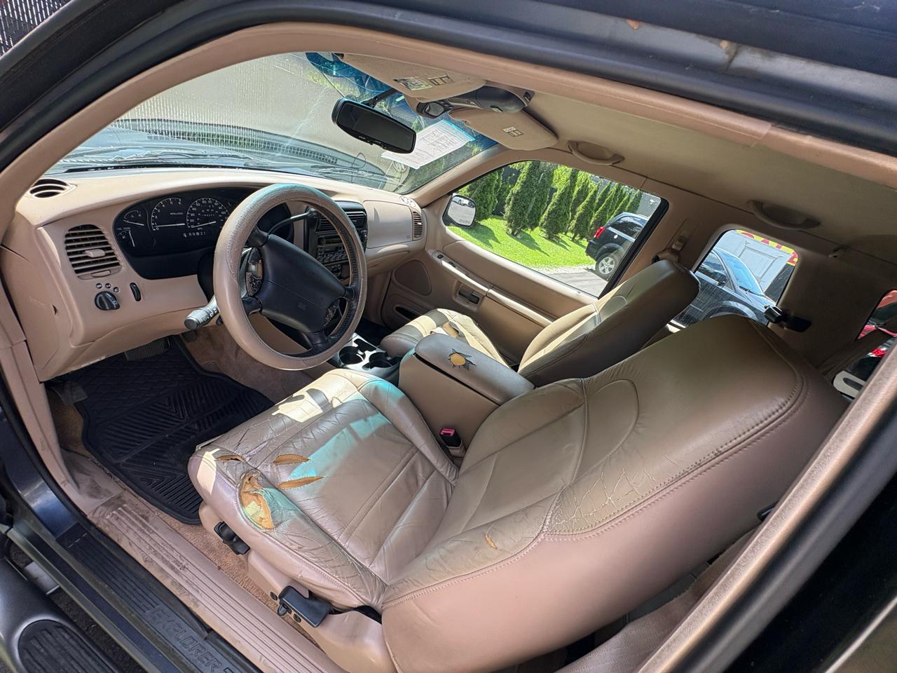 Ford Explorer 2dr 102" WB Sport 2000