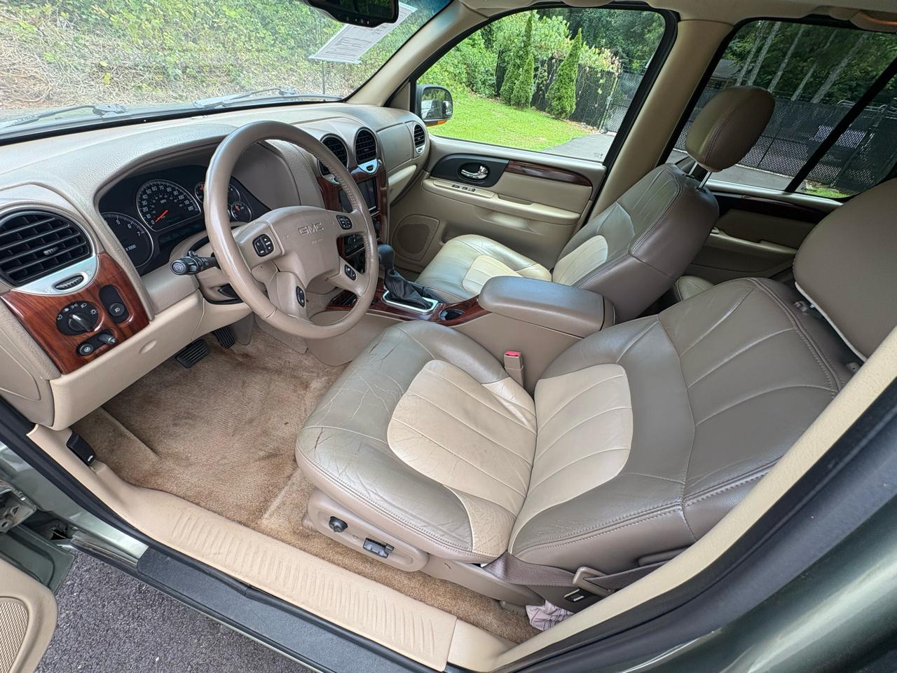 GMC Envoy 4dr 2WD SLT 2004