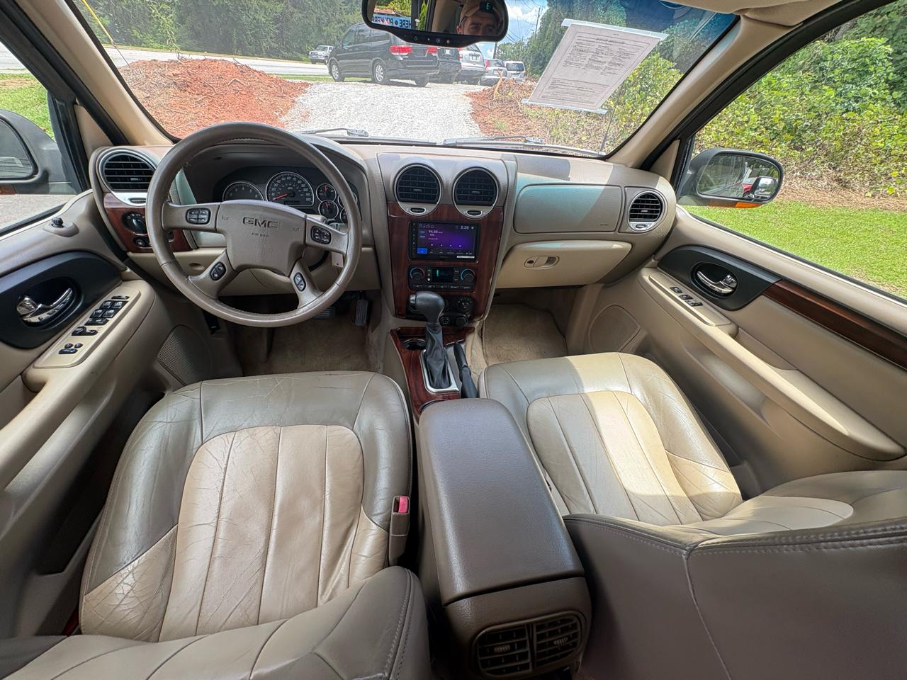 GMC Envoy 4dr 2WD SLT 2004