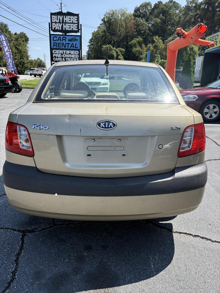 Kia Rio 4dr Sdn Auto LX 2007